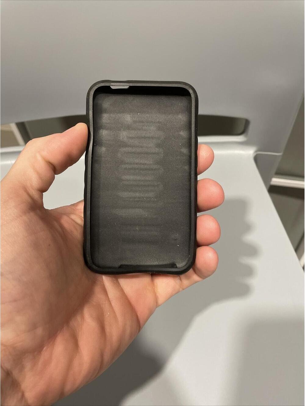 oakley iphone case - Picture 2 of 2